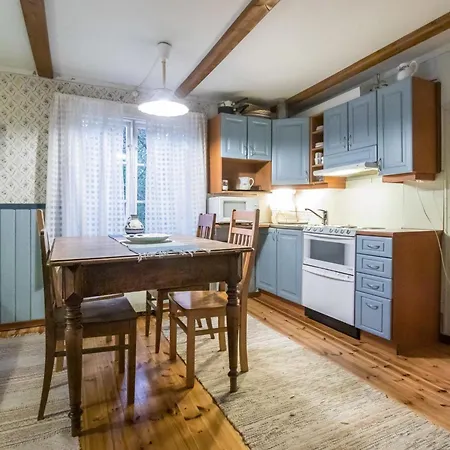 Puutarhurin Moekki By Interhome Semesterbostad Tallnäs